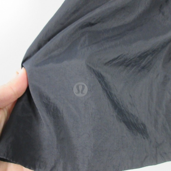 Lululemon Relaxed Fit Gathered Cropped Hoodie Jacket Women 2 Black Peplum 170 - Picture 12 of 13